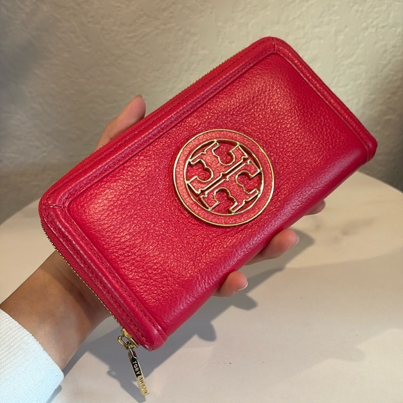 Tory Burch Large Pink Leather Zip Wallet - Picture 2 of 12